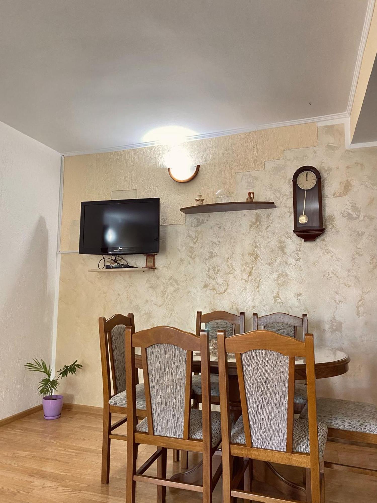 Apartman Konatar Cetinje Buitenkant foto